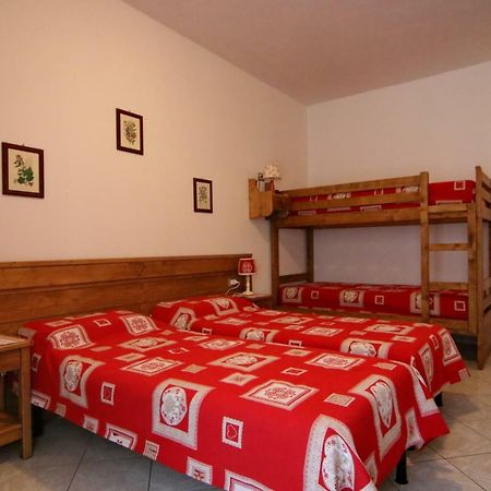 Albergo Ristorante Centro Vico Canavese エクステリア 写真