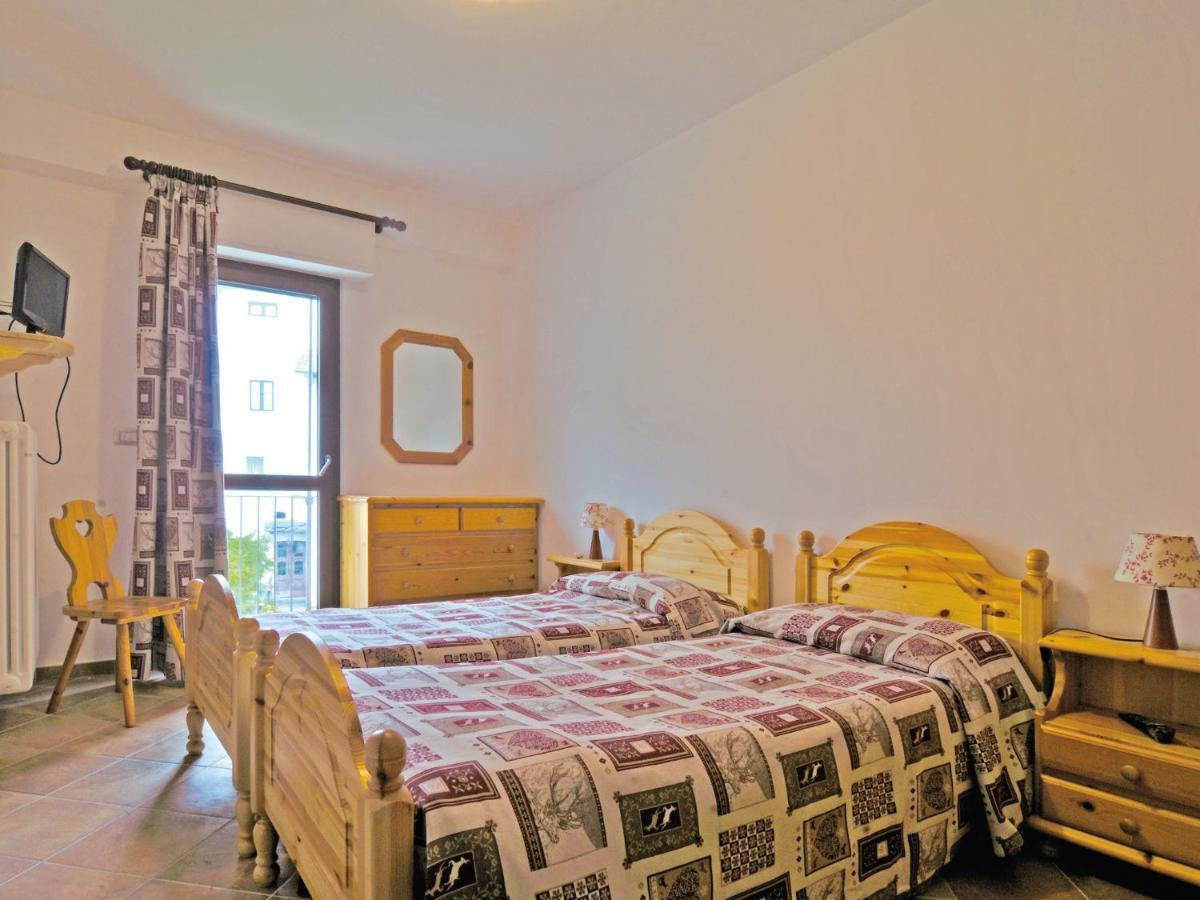 Albergo Ristorante Centro Vico Canavese エクステリア 写真