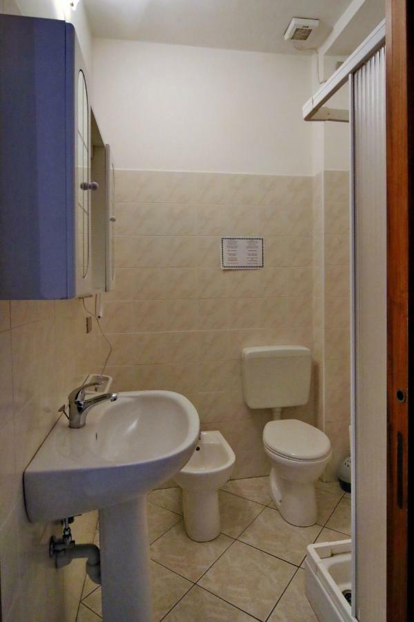 Albergo Ristorante Centro Vico Canavese エクステリア 写真