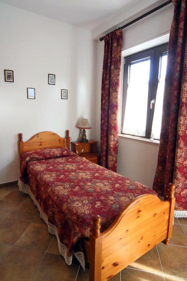 Albergo Ristorante Centro Vico Canavese エクステリア 写真